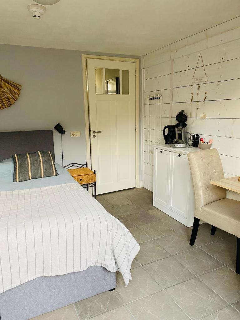 By Onzz Bed and Breakfast Kamperland Exteriör bild